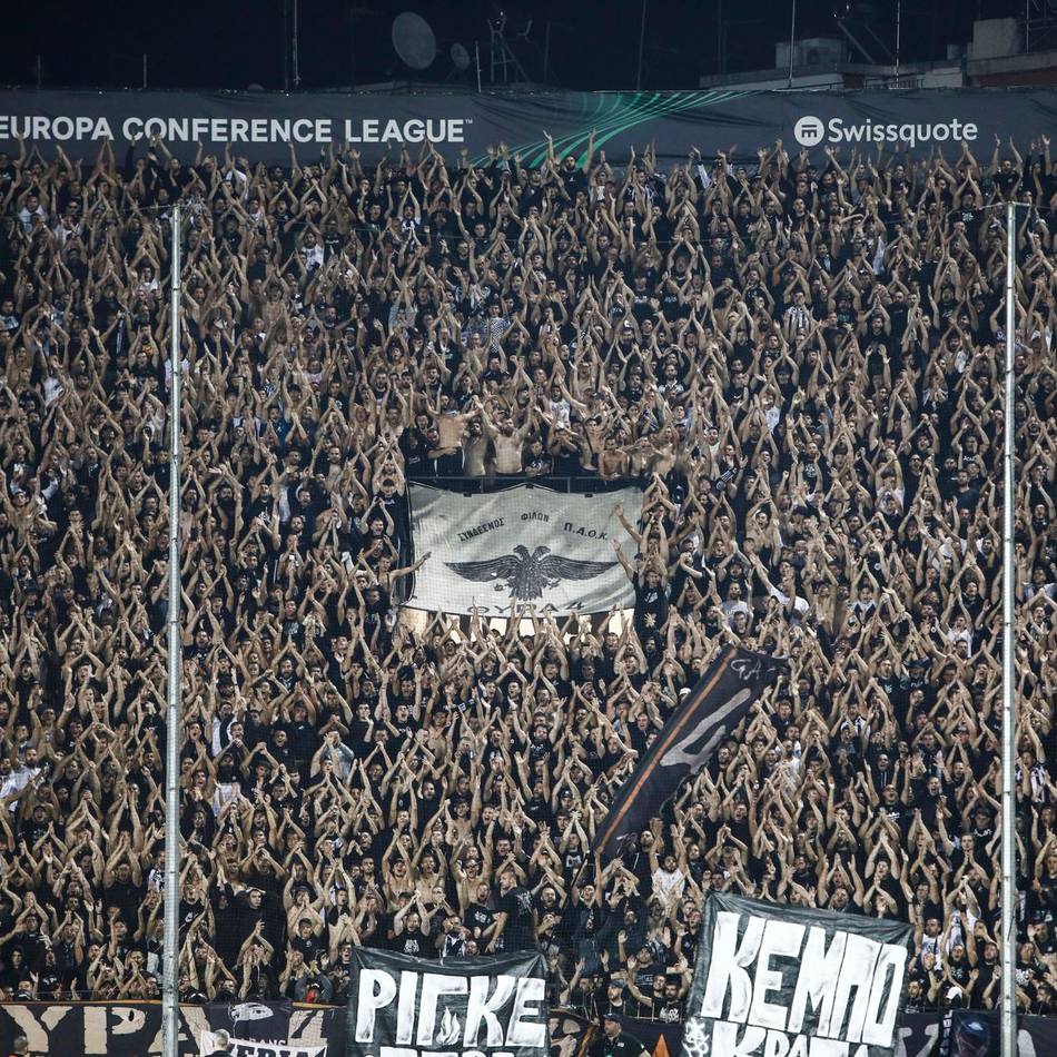 Crash mit Lastwagen: Sieben PAOK-Fans sterben bei Unfall auf Weg nach Lyon
