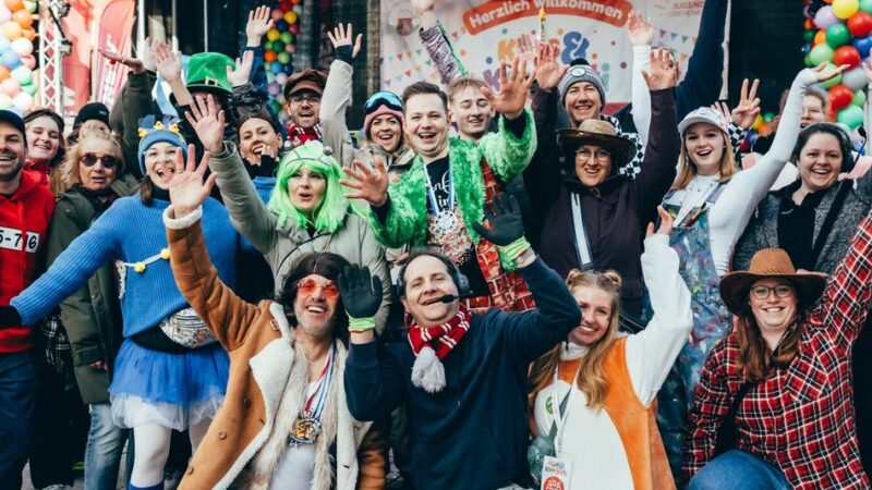 „Kids und Konfetti“ in Grevenbroich: Karnevalsparade mit 1000 Kindern in der Innenstadt geplant