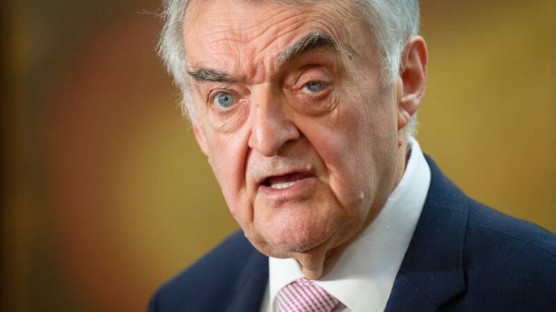 Neujahrsempfang mit Innenminister Reul in Wermelskirchen: Im Zeichen des Ehrenamts