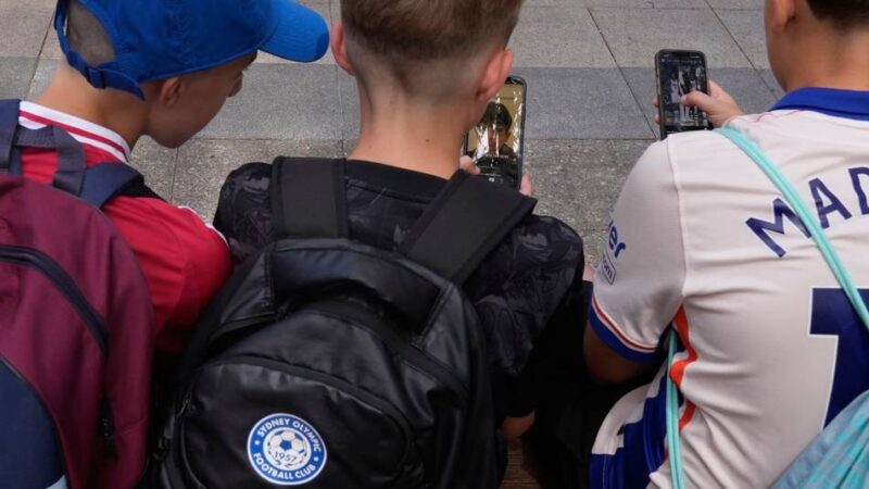 Weiterführende Schulen in Radevormwald: Social-Media-Verbot unter 16 – das sagen Schulleiter