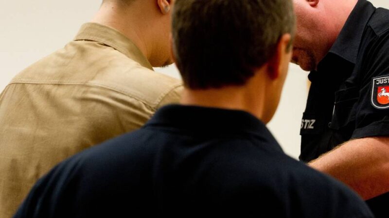 Soll seine Freundin misshandelt haben: Maschsee-Mörder war bei Festnahme in Düsseldorf bewaffnet