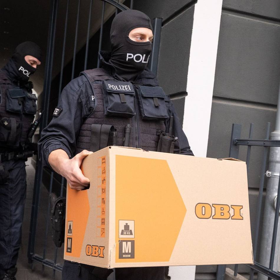 Wohnungen in Jüchen durchsucht: Fünf Festnahmen bei Drogengroßrazzia in Baden-Württemberg und NRW