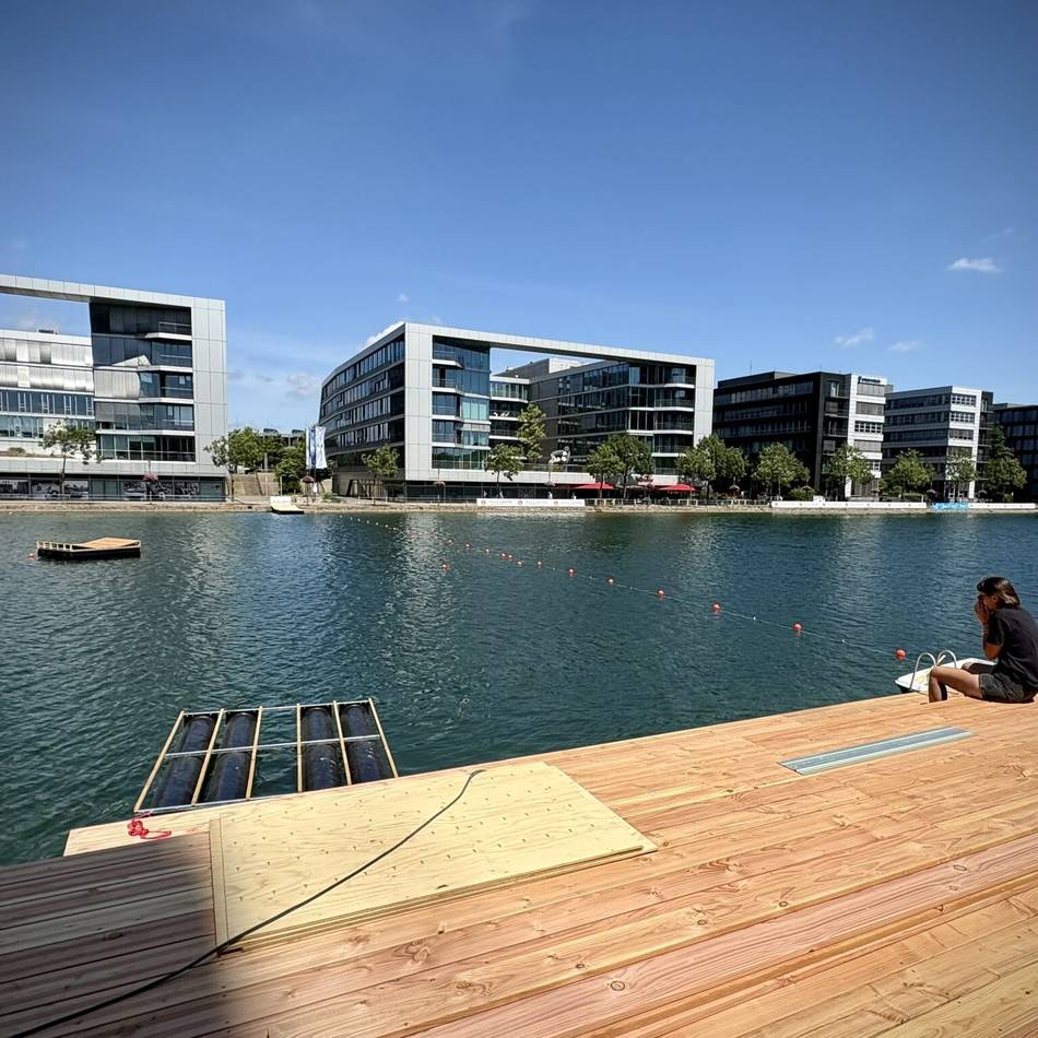 Polizei sucht Zeugen: Schlägerei in Duisburger Fitnessstudio – Mann wird brutal verprügelt