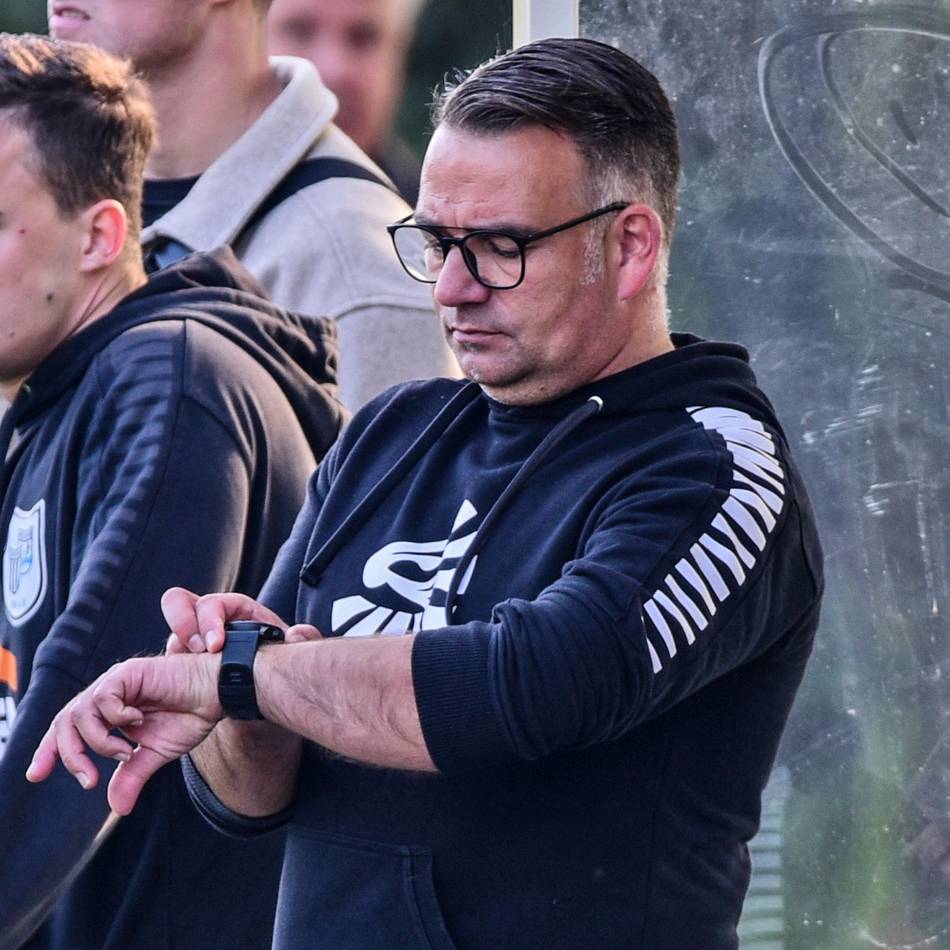 „Bor, jetzt reicht et“: SV Rindern – Christian Roeskens spricht Klartext vor dem Rückrundenstart