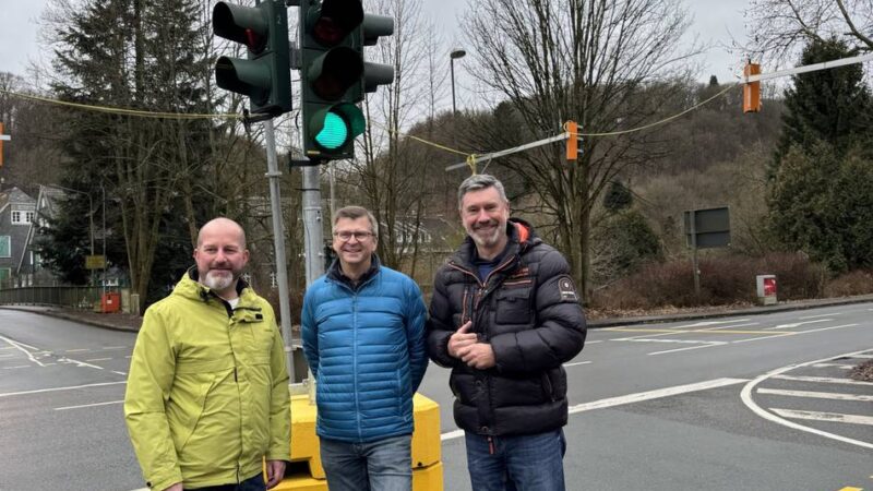 Unfallkreuzung bei Beyenburg: Dauerhafte Ampel und Radweg für „Porta Westfalica“