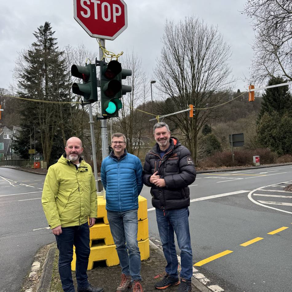 Unfallkreuzung bei Beyenburg: Dauerhafte Ampel und Radweg für „Porta Westfalica“