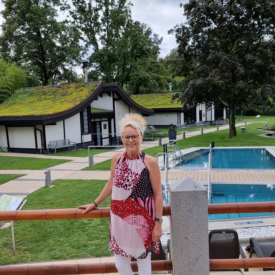 Entspannungsreise im Januar: Wellnessprogramm im Saunagarten des Allwetterbads Lintorf