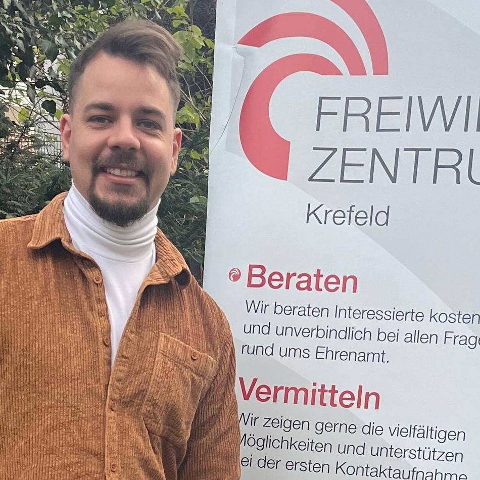 Stabwechsel in der Vermittlungsstelle: Mirco Brönstrup leitet jetzt das Freiwilligenzentrum der Krefelder Caritas