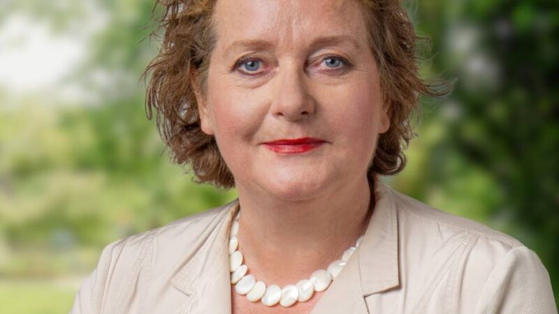 Politik in Ratingen: Margret Paprotta erneut zur Vorsitzenden des Schulausschusses gewählt