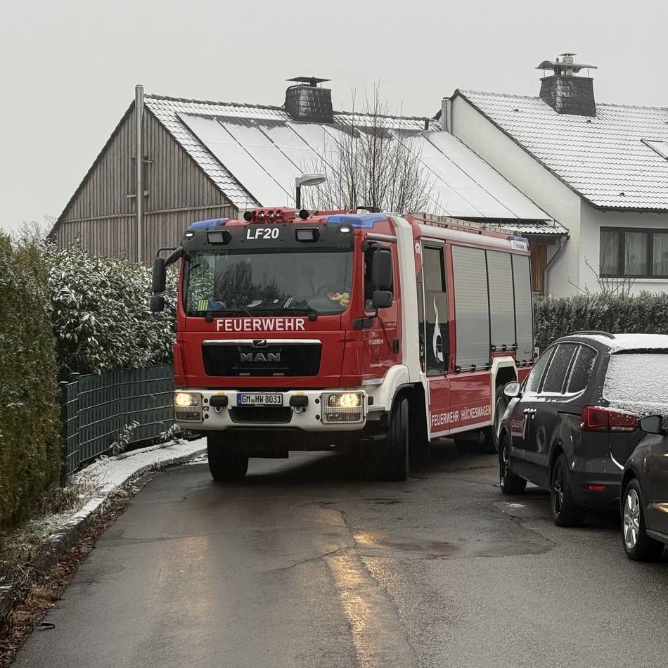 Kontrollfahrten in Hückeswagen: Wenn’s zu eng wird für die großen Feuerwehrfahrzeuge