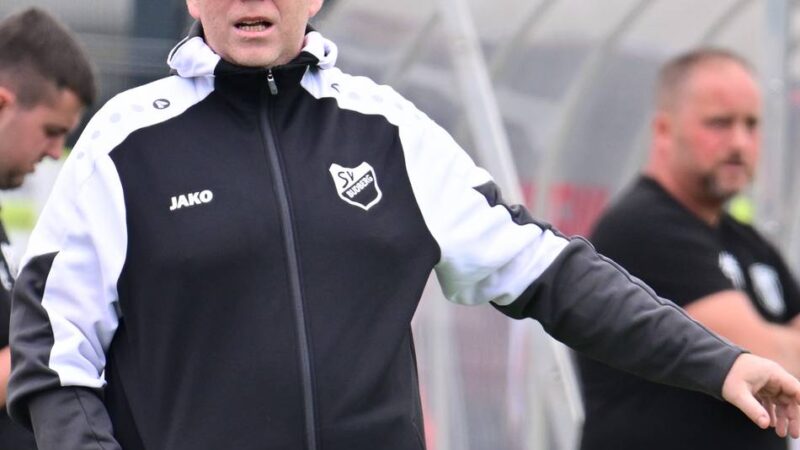 Trainer verlängert beim Landesligisten: Tim Wilke geht in Budberg in sein siebtes Jahr