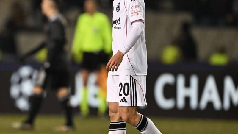 „Die gleichen Baustellen“: Eintracht auch nach Trainerwechsel die Schießbude in der Champions Legaue