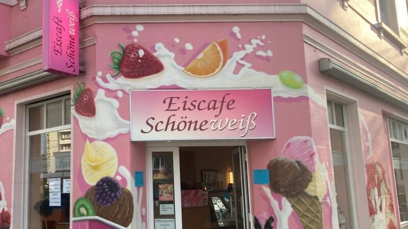 Ende einer Ära in Krefeld: Eiscafé Schöneweiß an der Kölner Straße wird verkauft