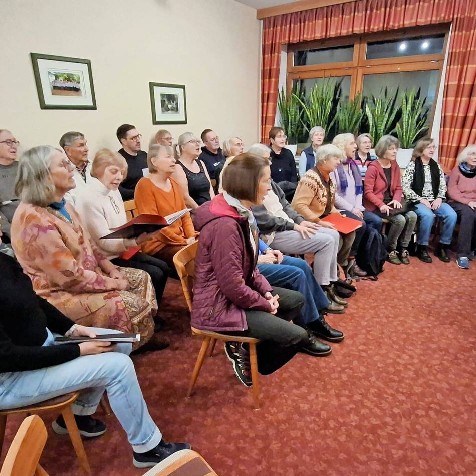 Die Zahl der Chöre nimmt wegen des Mitgliederschwunds stetig ab, aber es gibt auch Gegenbeispiele: Chorfreunde Plan B: Ein Ensemble im Aufwind