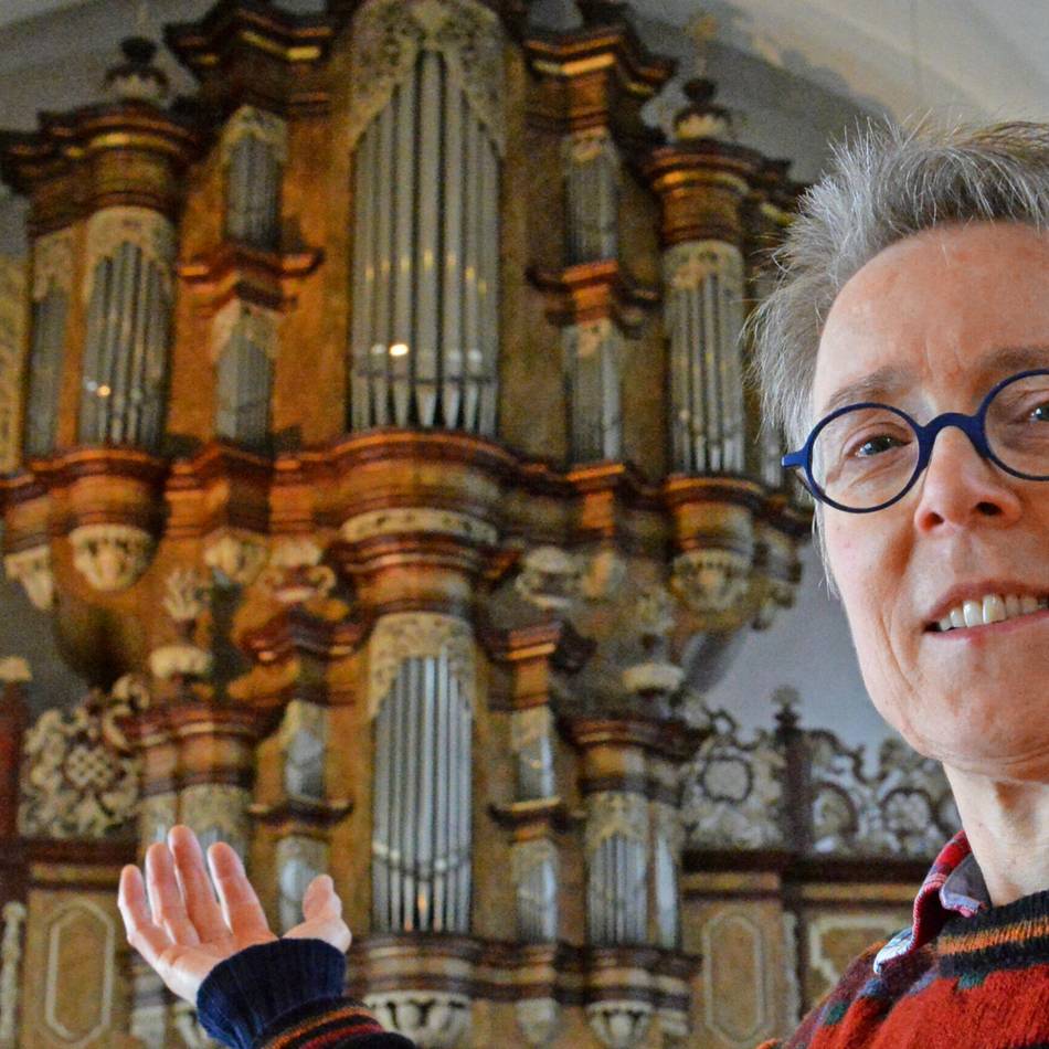 Nach 34 Jahren geht die Kirchenmusikerin im April in den Ruhestand – ihre Nachfolge ist geregelt: Ursula Klose spielt am liebsten Bach an der barocken Orgel in der Pfarrkirche