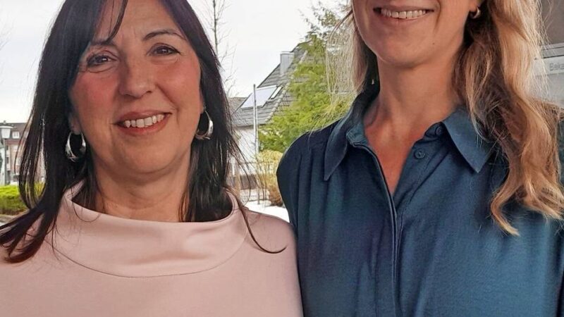 Alicia Kaminski wird die neue Pressesprecherin der Stadt Wülfrath: Franca Calvano übergibt den Staffelstab