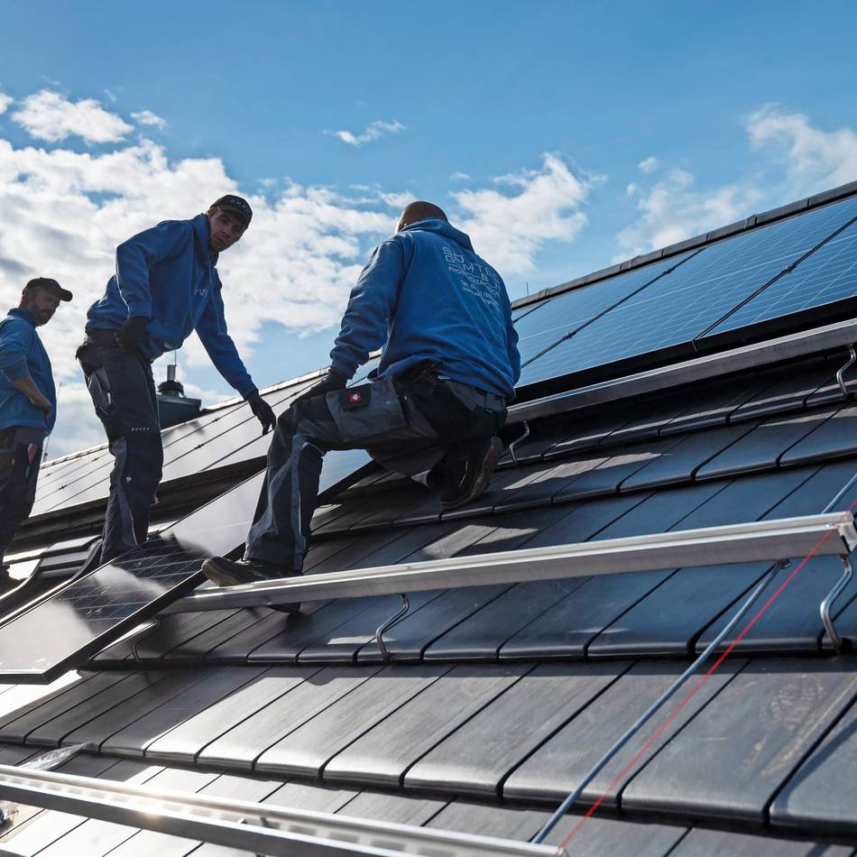 Energieberatung der Verbraucherzentrale NRW bietet in Wülfrath Orientierung: Durchblick bei der Dachsanierung