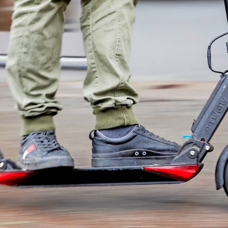 Schutz vor E-Scootern in Emmerich: Senioren wollen mehr Kontrollen