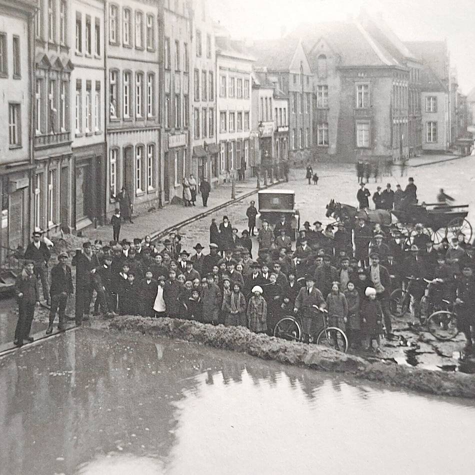 Dramatisches Hochwasser in Rees: Erinnerungen an die „Jahrhundert-Flut“ von 1926