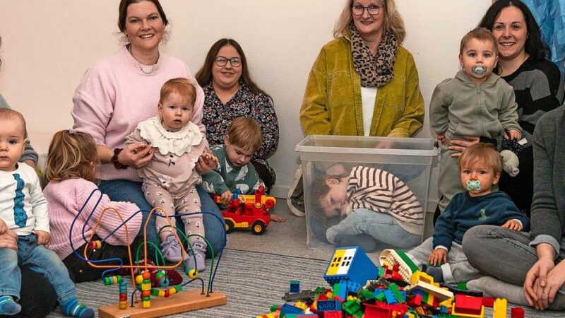 Café Cultura in Weeze macht’s vor: Warum eine gemeinsame Spielstunde mit dem Kind für Eltern so wertvoll ist