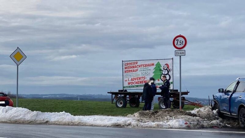 Unfall in Radevormwald: Kollision auf Kreuzung zwischen Önkfeld und Remlingrade