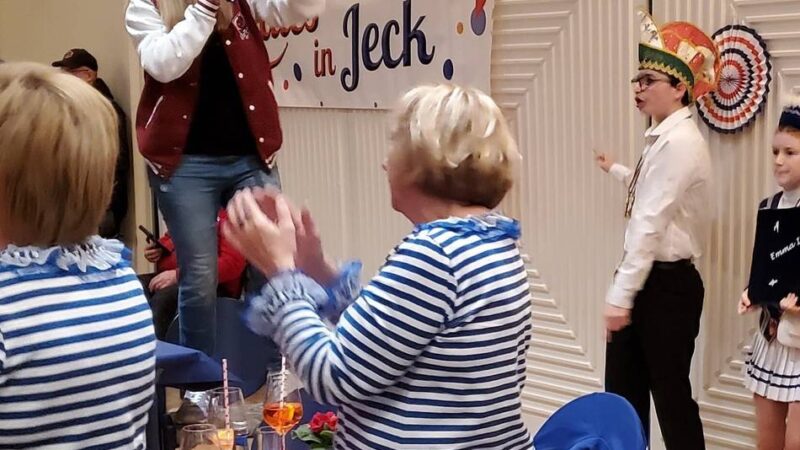 Karneval in Ratingen: „Ladies in Jeck“ feiern im Haus am Turm