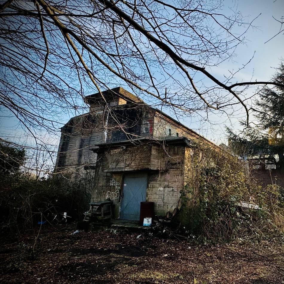 Stadt hat kein Interesse: Bunker in Neuss für eine halbe Million zu verkaufen