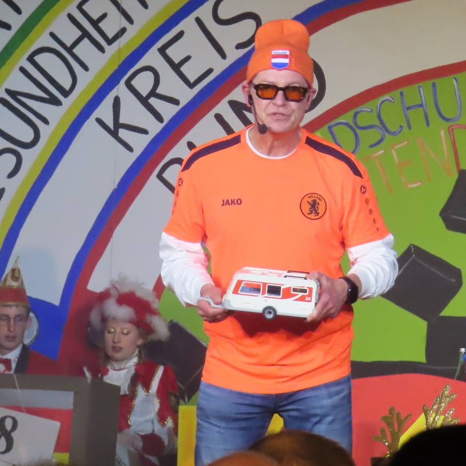 Karneval in Nettetal: Hinsbecker zeigen wieder große Show im Zirkuszelt