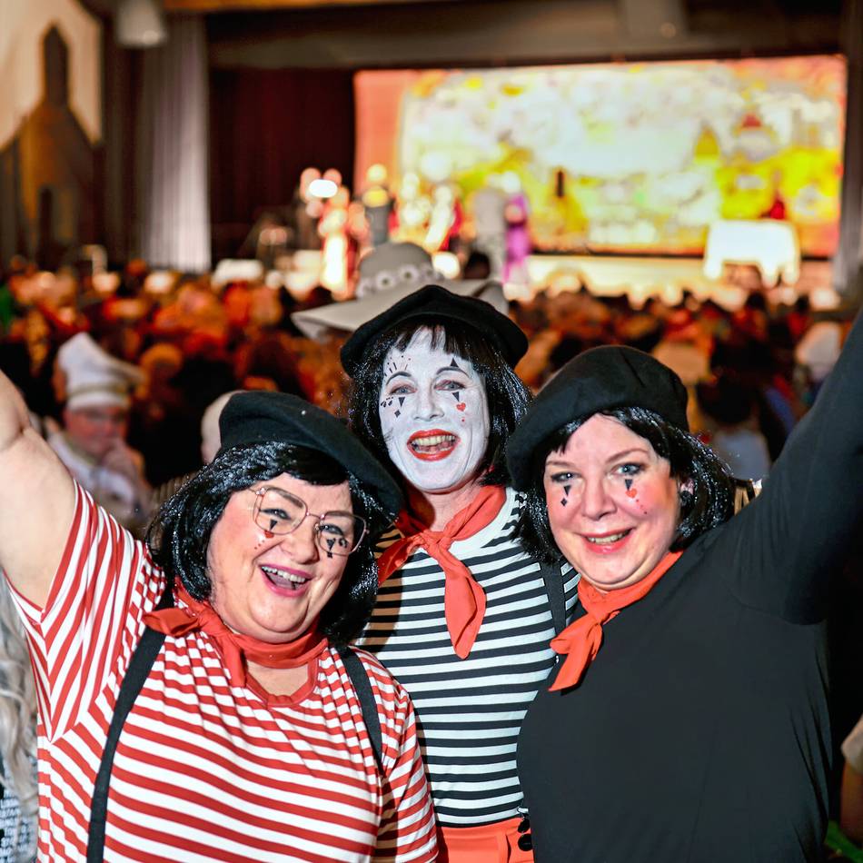 Karneval in Hilden 2026: Viel Spaß mit „Kölsche Tön“