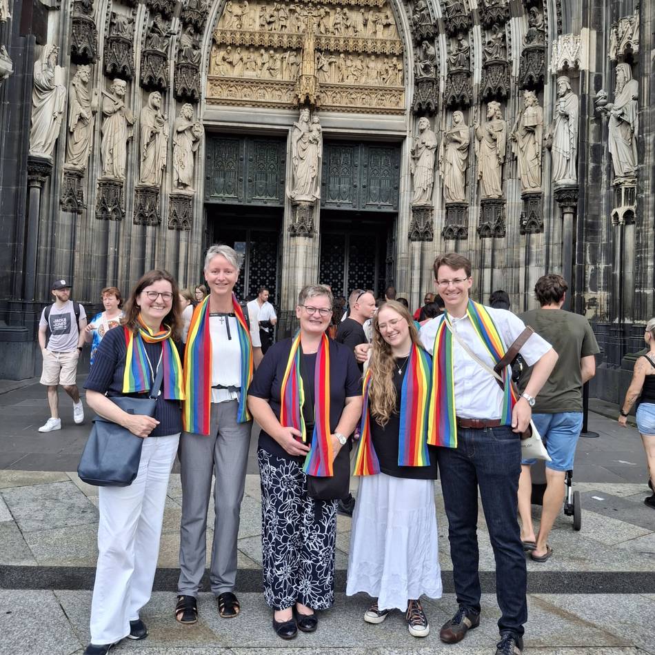 Katholische Kirche in Mettmann und Wülfrath: AG Regenbogenkirche bittet per Umfrage um Feedback