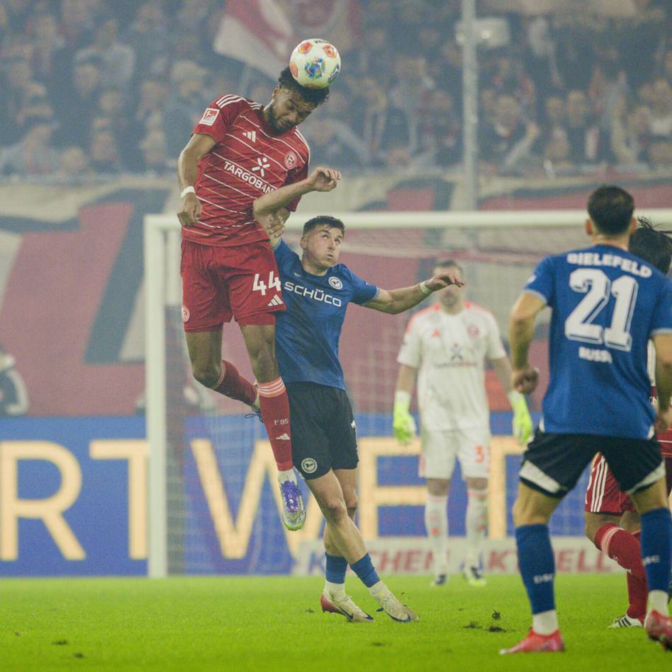 Fortuna-Talent auf dem Weg nach oben: Laufzeit, Ausstiegsklausel, Perspektive – Egouli-Vertrag enthält verblüffende Details