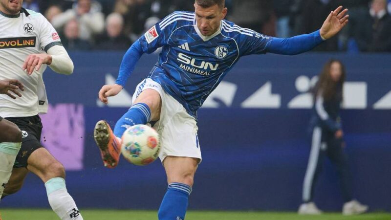 „Das fühlt sich fast wie ein Sieg an“: Dzeko trifft bei Schalke-Debüt und schnappt sich Zweitliga-Rekord