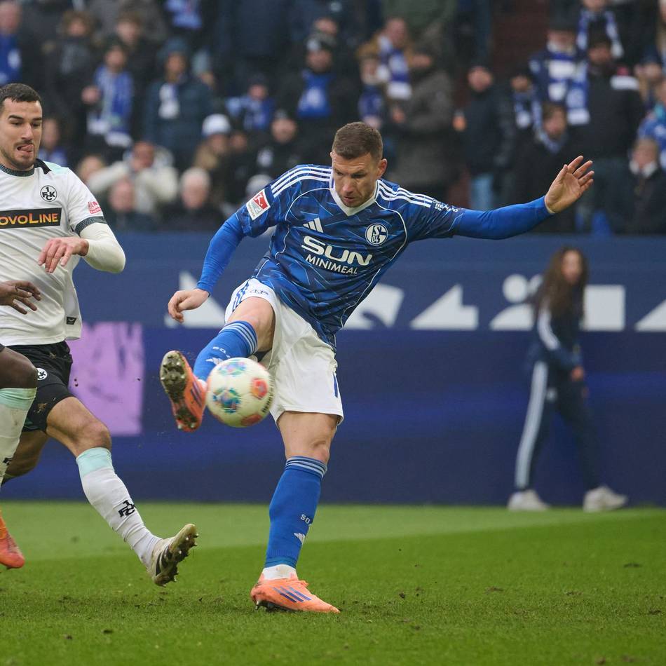 „Das fühlt sich fast wie ein Sieg an“: Dzeko trifft bei Schalke-Debüt und schnappt sich Zweitliga-Rekord