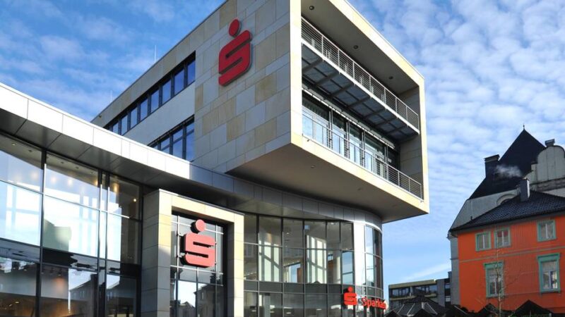 Nach dem Giga-Einbruch in Gelsenkirchen: So sichert und versichert die Sparkasse HRV Schließfächer