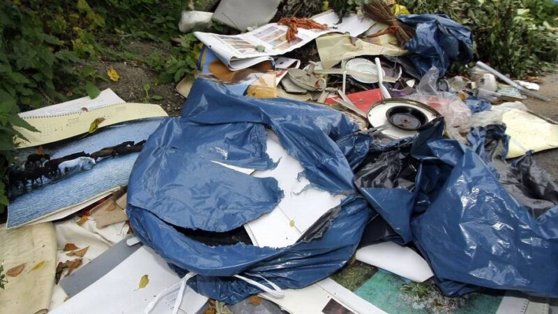 Entsorgung verursacht hohe Kosten: Wilder Müll wurde in Orsoy und Budberg abgelagert