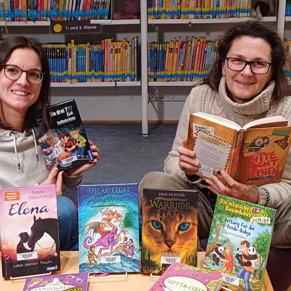 Spenden für Stadtbibliothek Hückeswagen: Praktizierte Leseförderung von jungen Bücherfreunden