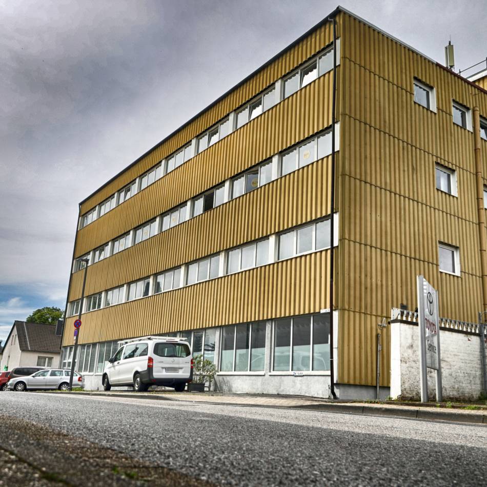 Am 1. April soll der Umzug an die Ötzbachstraße geschafft sein: Jetzt braucht die Tafel jede Hand