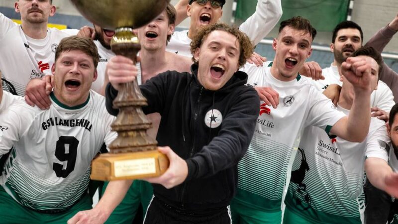 Hallenstadtmeisterschaft Langenfeld: Ausrichter und Außenseiter – und nun Stadtmeister