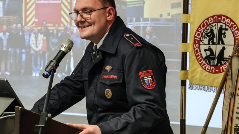 Feuerwehr blickt in Büttgen auf 2025 zurück: „Wir dürfen nicht bei der Sicherheit sparen“