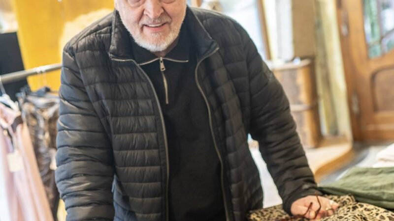 Einkaufen im Düsseldorfer Süden: Zwei Benrather Traditionsgeschäfte schließen – „es war eine schöne Zeit“