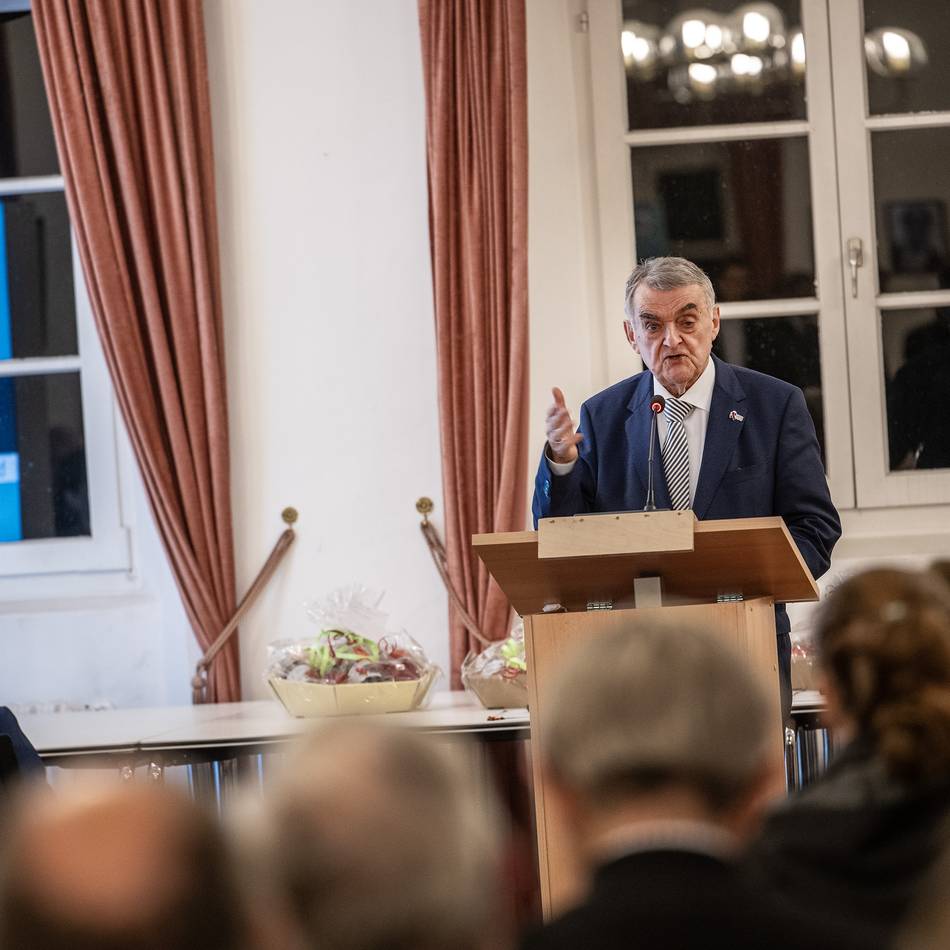 NRW-Innenminister in Jüchen: Bei Reuls Besuch brodelt es hinter den Kulissen