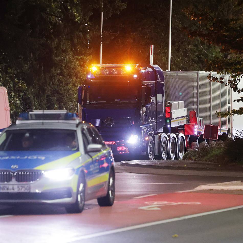 Atommülltransport von Jülich nach Ahaus: Fahren Castor-Transporte über die A42 bei Duisburg?