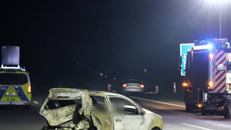 Autorennen auf A555 mit zwei Toten: Prozess gegen Ex-Nachwuchsspieler des 1. FC-Köln beginnt