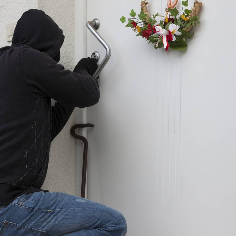 Tatserie in Hückeswagen geht weiter: Versicherungsbüro im Visier von Einbrechern