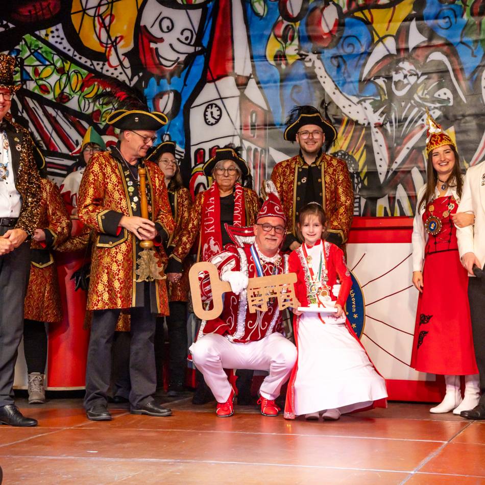 Kückhovener Karneval: Jecke Sitzung mit Botschaft – De Japstöck sammeln für die Schatzsucher