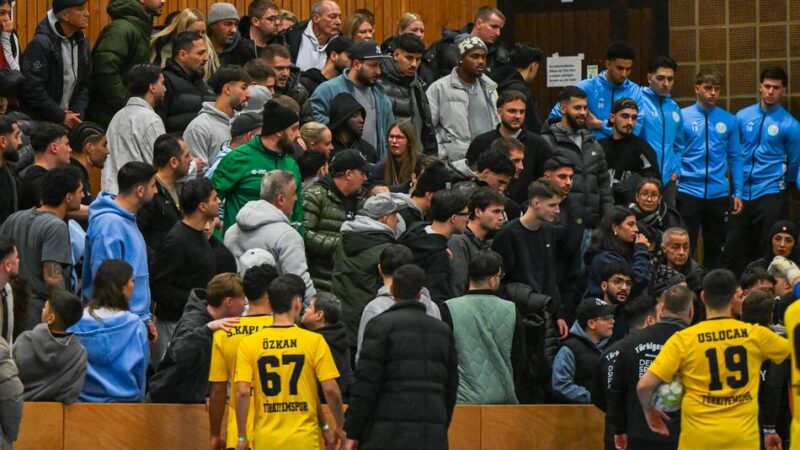 „Pauschale Kritik macht mich traurig“: Tumulte in der Jahnhalle – das sagen PSV und Türkiyemspor
