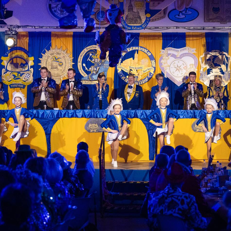 Schreck vor Karnevalssitzung: Diebe stehlen gesamte Technik in Katzemer Bürgersaal