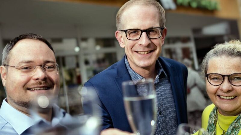 Am 1. Februar in Langenfeld: Petra Schultz übergibt die Hubertus-Apotheke an ihren Sohn