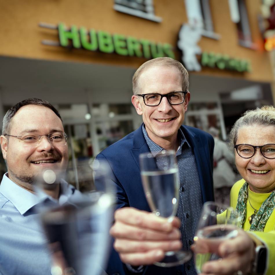 Am 1. Februar in Langenfeld: Petra Schultz übergibt die Hubertus-Apotheke an ihren Sohn