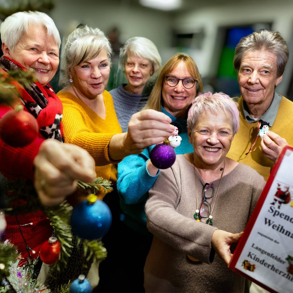 Wunschweihnachtsbaum in Langenfeld: Bürgerverein Langfort spendet für Langenfelder Kinderherzhilfe